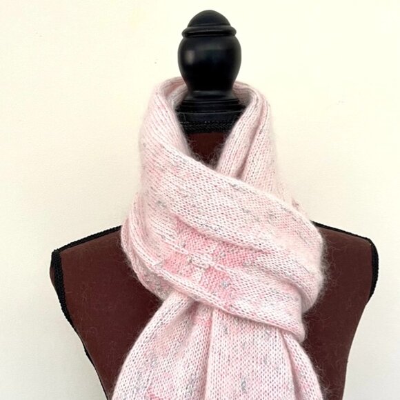 Louis Vuitton Wool Wrap Medallion Logomania Reversible Scarf - Picture 4 of 11